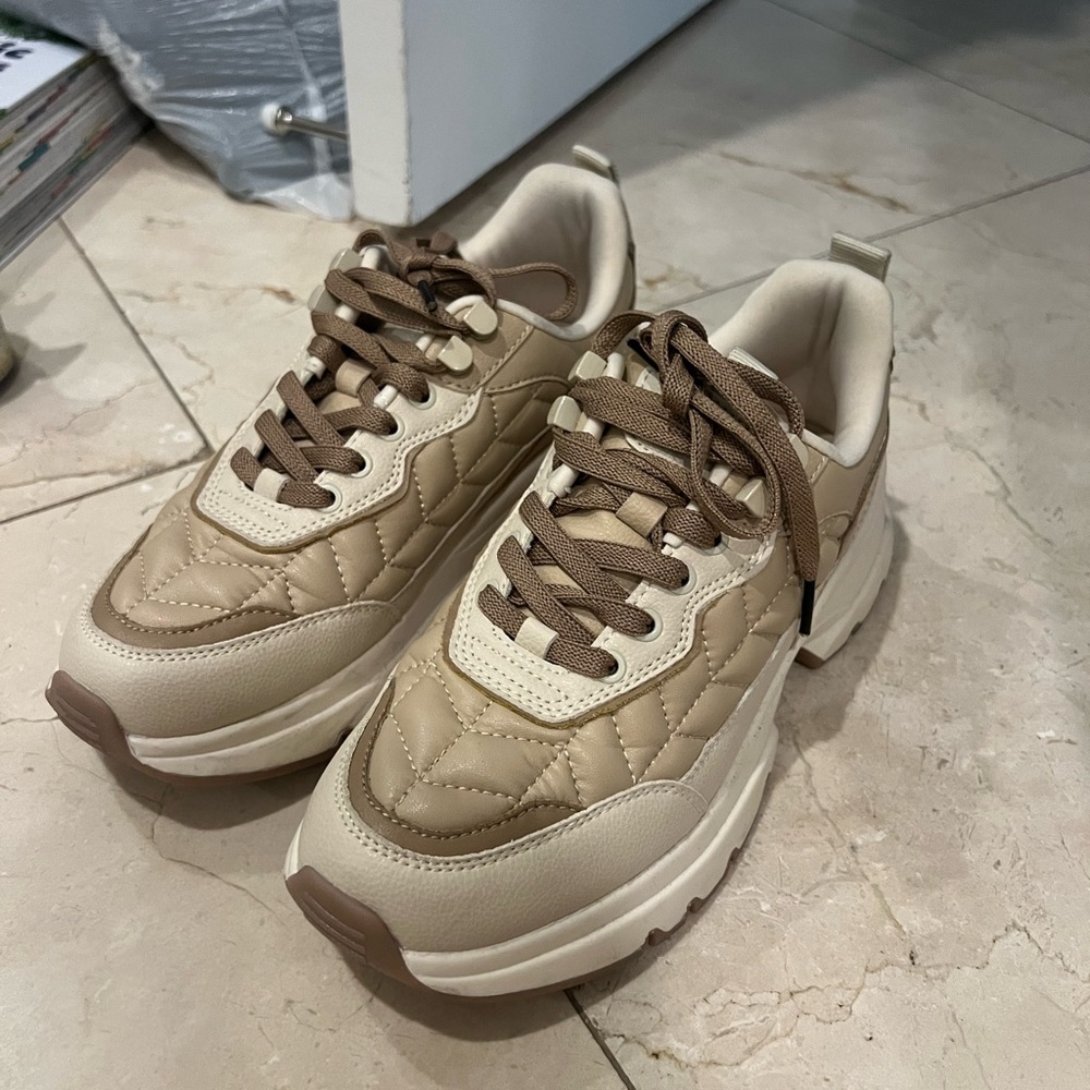 Zara quilted sneakers